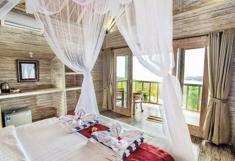 Aamiaismajoitus (B&B) The Puncak Sunset Ceningan