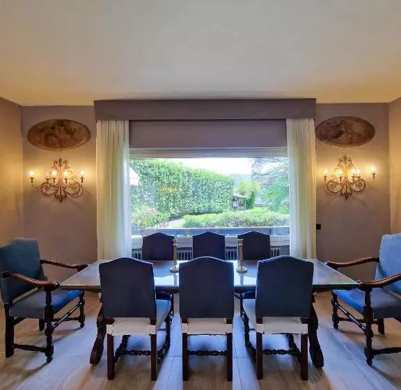 Aamiaismajoitus (B&B) Villa Sarchi