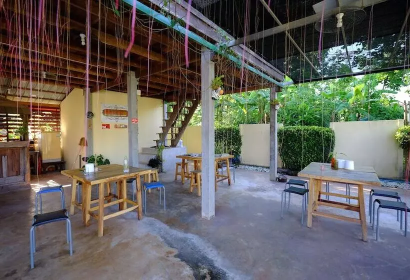 Hotelli Huenhimphu Resort