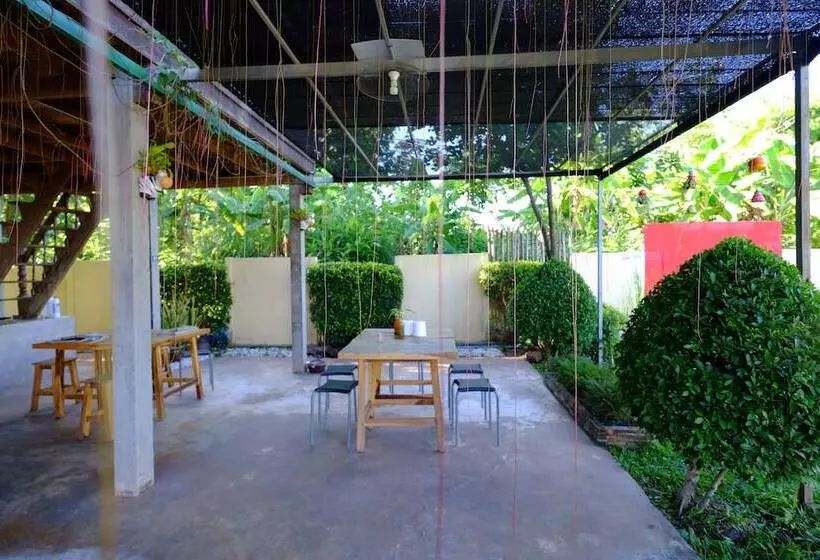 Hotelli Huenhimphu Resort