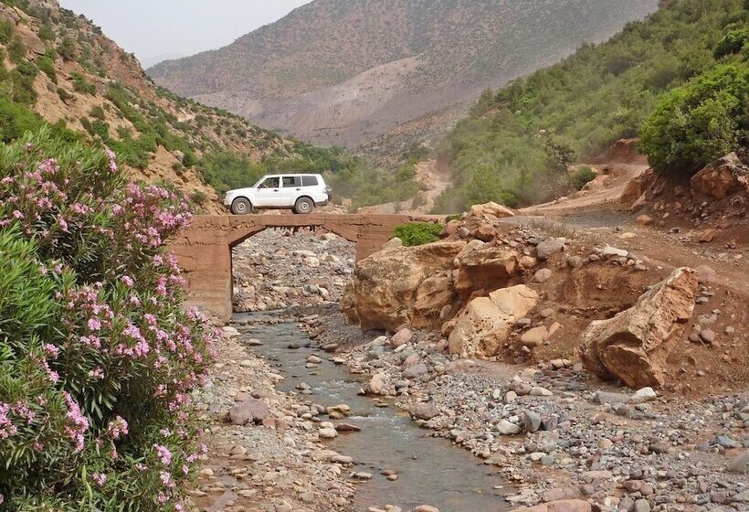 ホテル Kasbah Angour