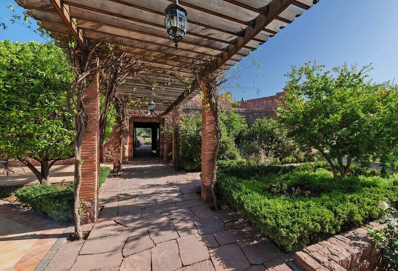 ホテル Kasbah Angour