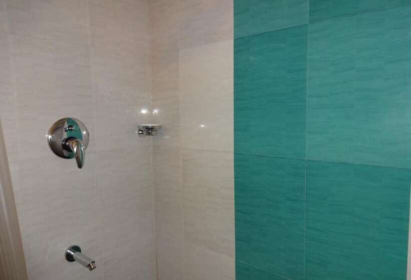 בית מלון כפרי Kunnathan Residency