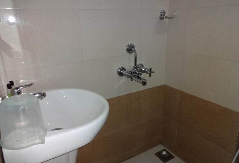 בית מלון כפרי Kunnathan Residency