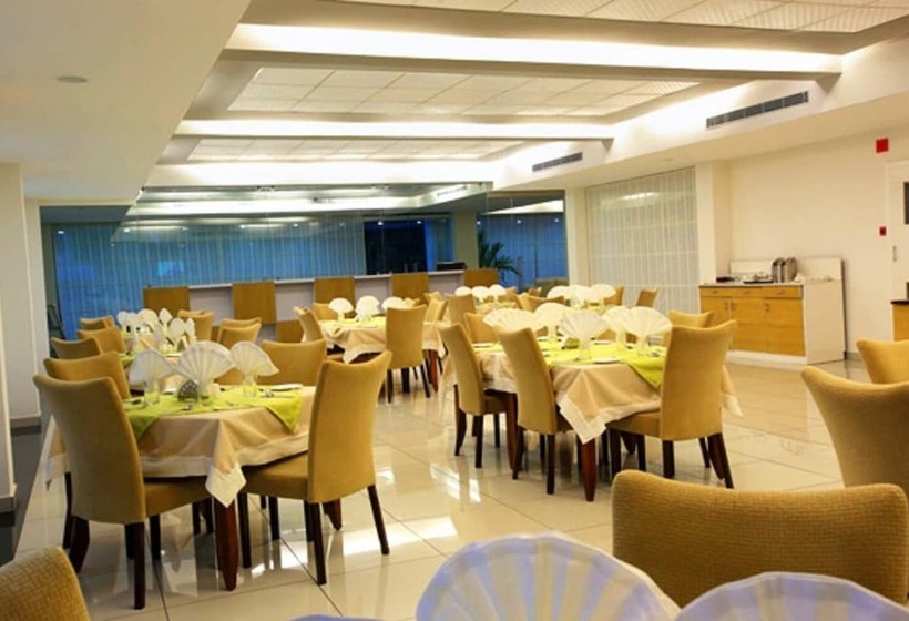 בית מלון כפרי Kunnathan Residency