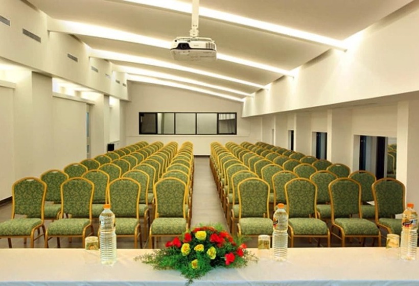 בית מלון כפרי Kunnathan Residency