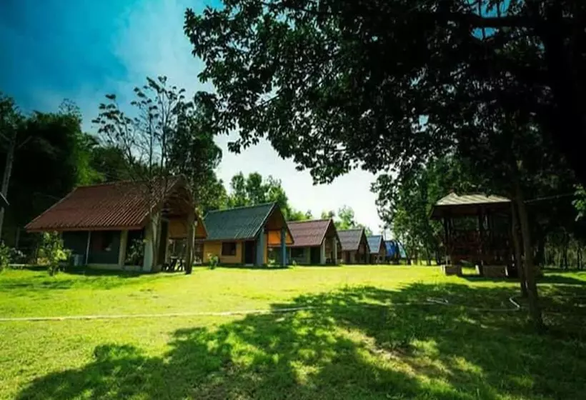 Hotelli Matharak Resort Kaeng Hin Poeng