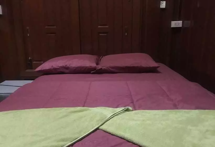 Hotelli Matharak Resort Kaeng Hin Poeng