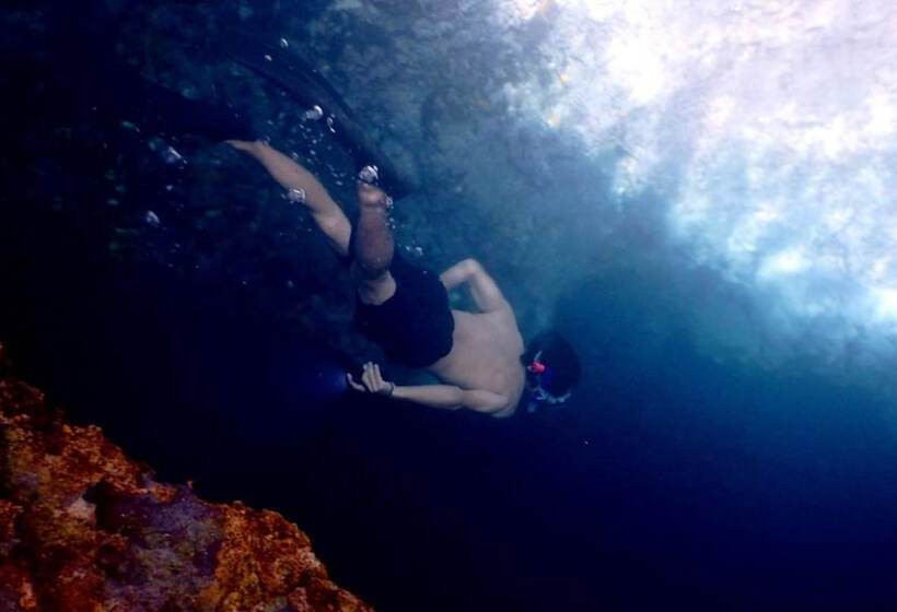 בית מלון כפרי Pratasaba Resort