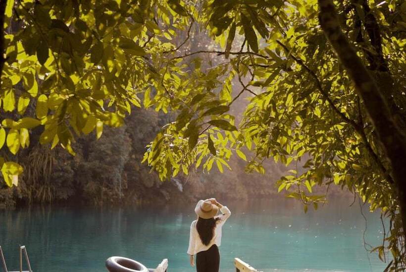 בית מלון כפרי Pratasaba Resort