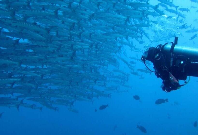 בית מלון כפרי Pratasaba Resort