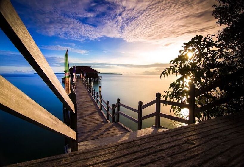 בית מלון כפרי Pratasaba Resort