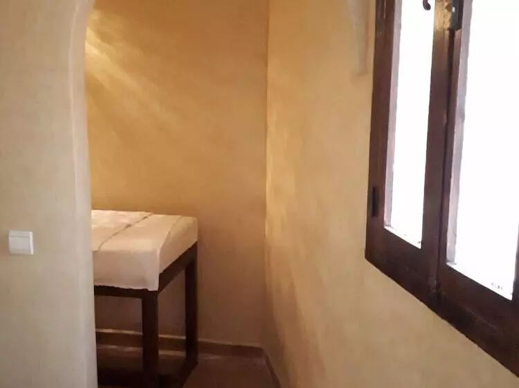 هتل Refuge Aicha