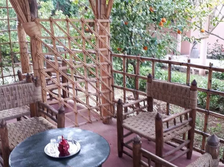 هتل Refuge Aicha