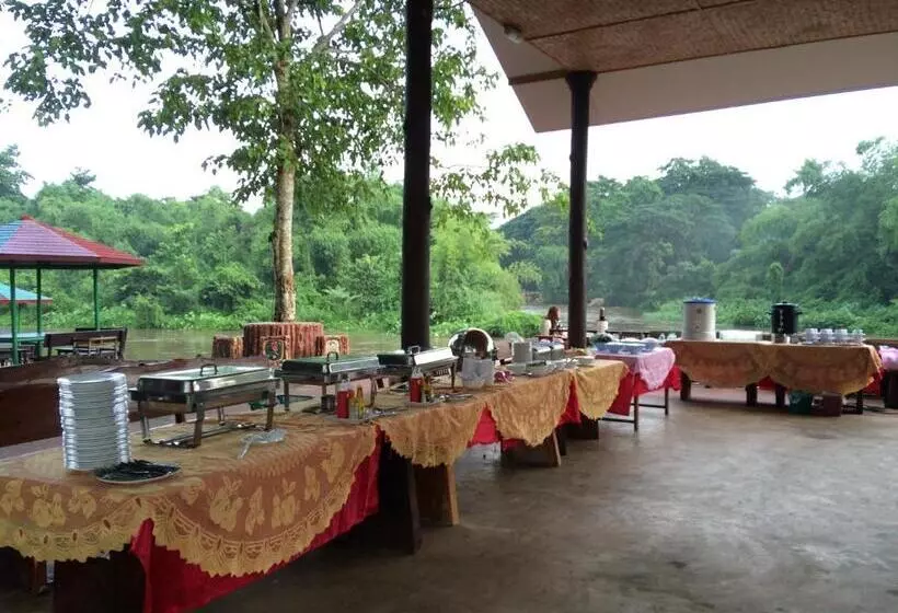 ホテル River&mountain Resort