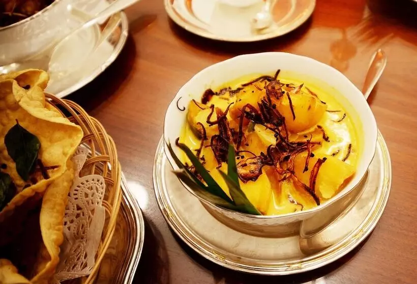 Hotelli The Flame Tree Estate &