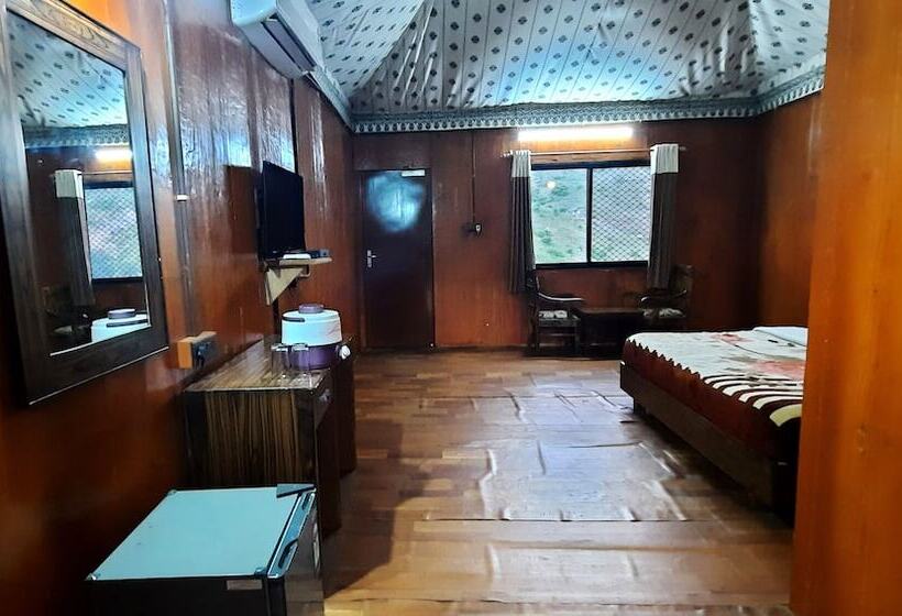 Lake Alpi Resort Kumbhalgarh