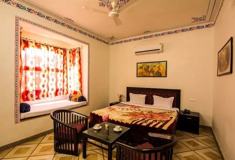 Lake Alpi Resort Kumbhalgarh