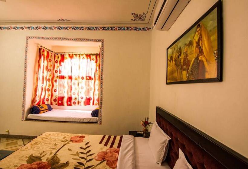 Lake Alpi Resort Kumbhalgarh