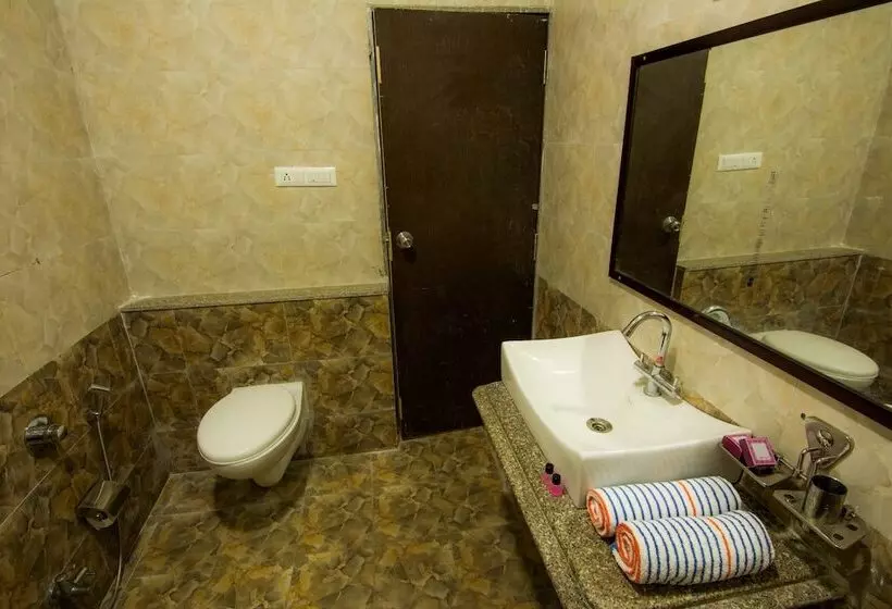 Lake Alpi Resort Kumbhalgarh