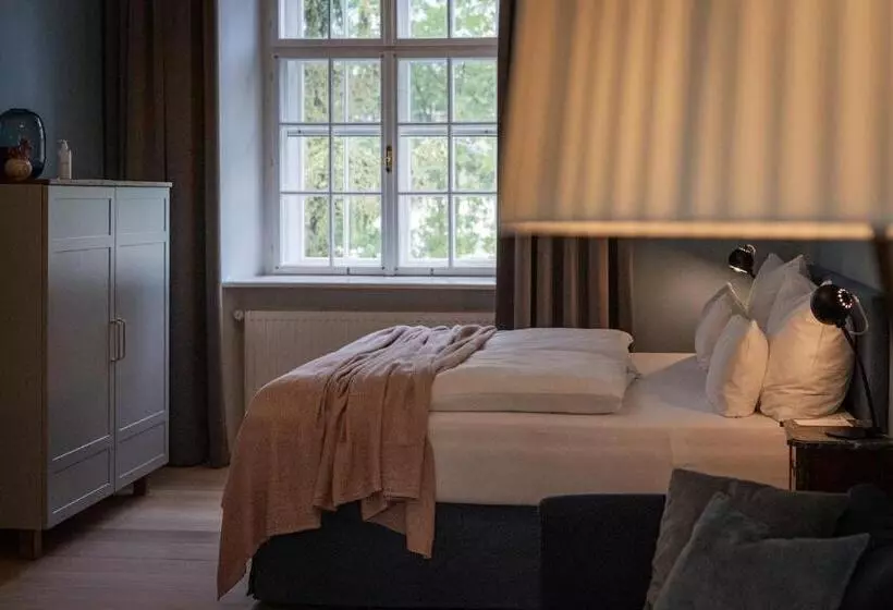 Majatalo Boutique Hotel Zum Oberjäger, Schloss Lackenbach