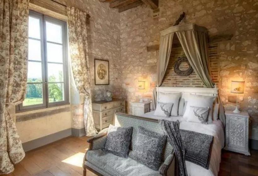 ペンション Château De Ronel