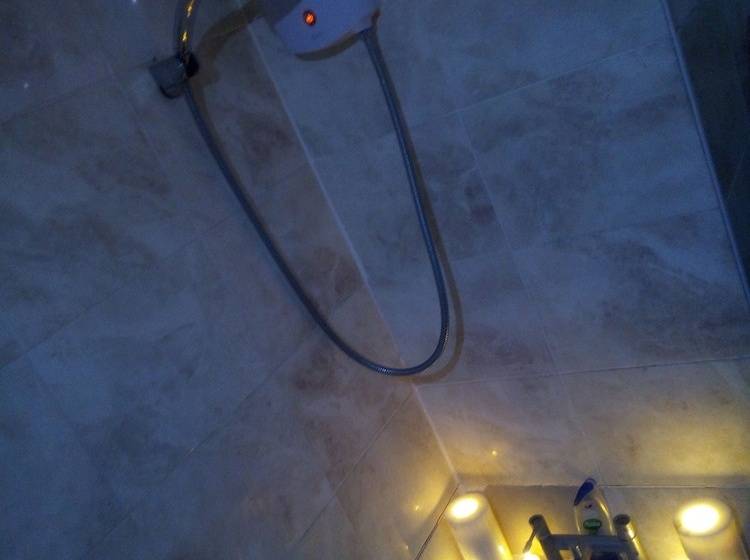 膳宿费 Private Cosy Roomz