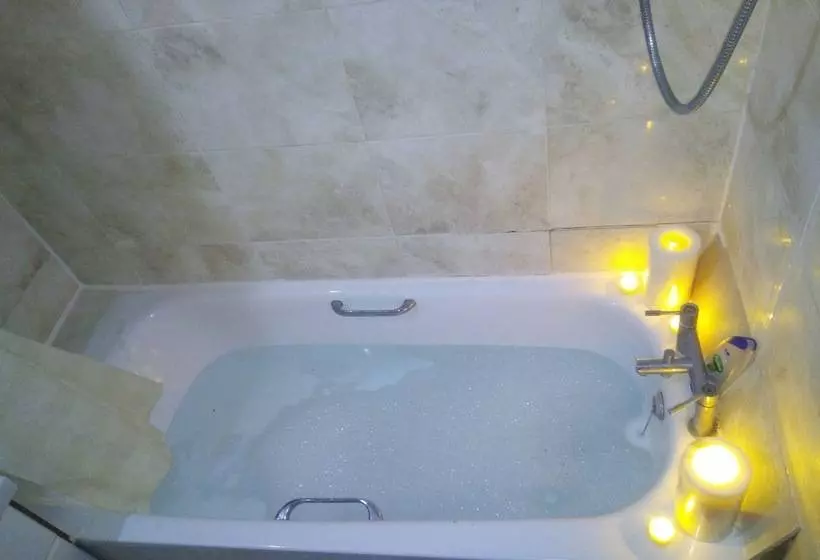 Majatalo Private Cosy Roomz