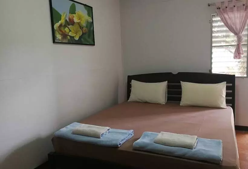 Majatalo Kumkhumsriwangchai Amphawa