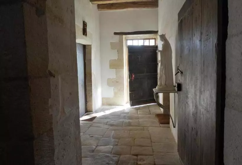 ペンション Association Le Prieuré Saint Barthélémy