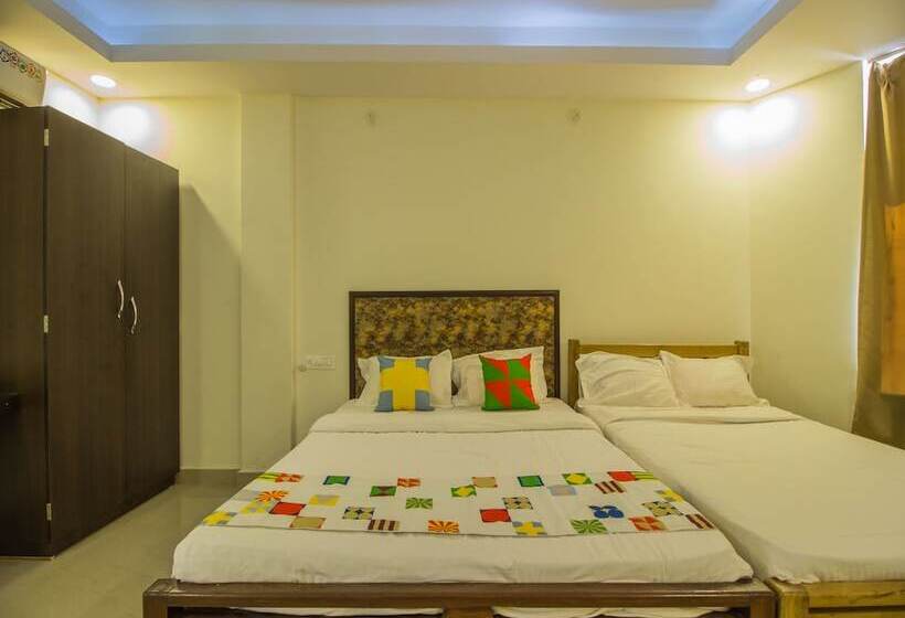 بنسيون Oyo Home 11875 Exotic Stay