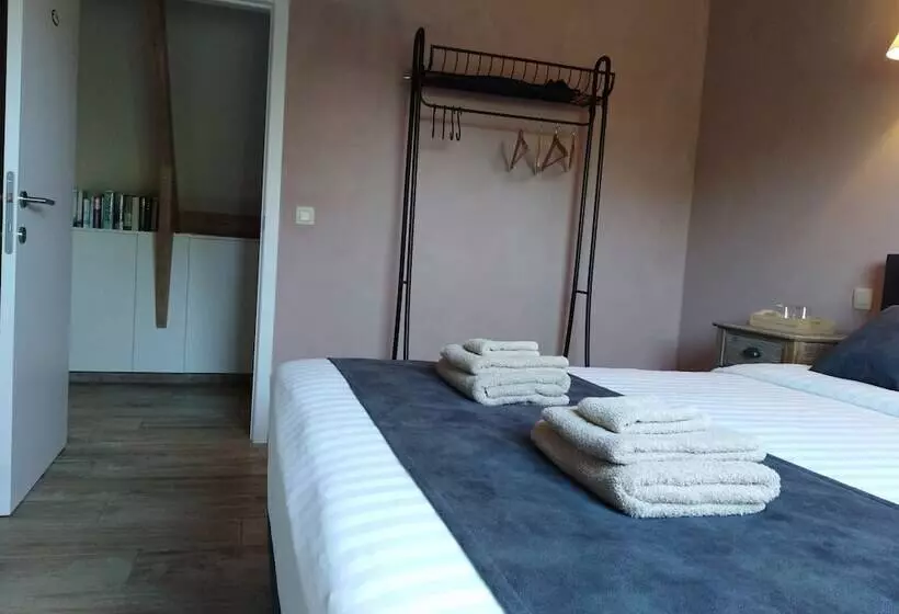 T Hooghe Licht Bed & Breakfast