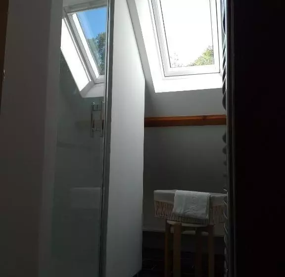 Aamiaismajoitus (B&B) Chambres D Hôtes Villa De Vienneenarthies