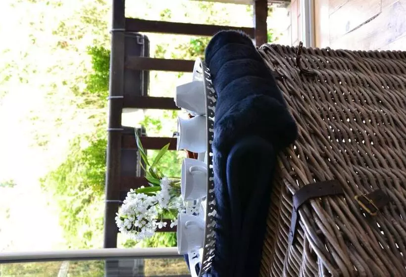 Aamiaismajoitus (B&B) Chambres D Hôtes Villa De Vienneenarthies