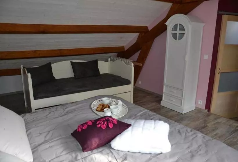 Aamiaismajoitus (B&B) Chambres D Hôtes Villa De Vienneenarthies