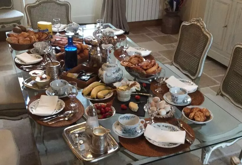 ベッドアンドブレックファースト Chartreuse Le Logis La Montagne