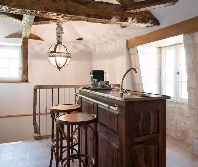 ベッドアンドブレックファースト Chartreuse Le Logis La Montagne