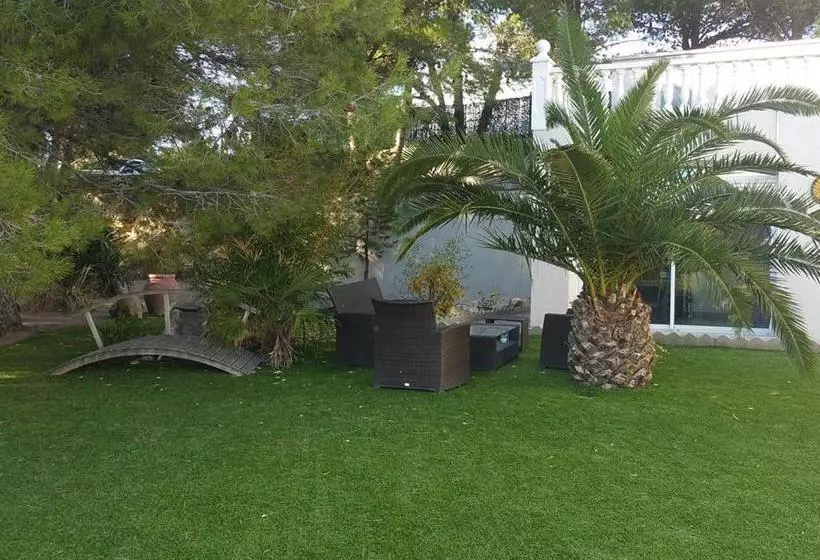 Aamiaismajoitus (B&B) La Pinède D Estarac