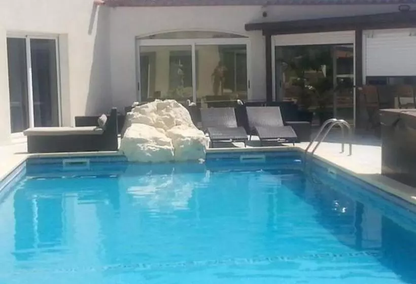 Aamiaismajoitus (B&B) La Pinède D Estarac