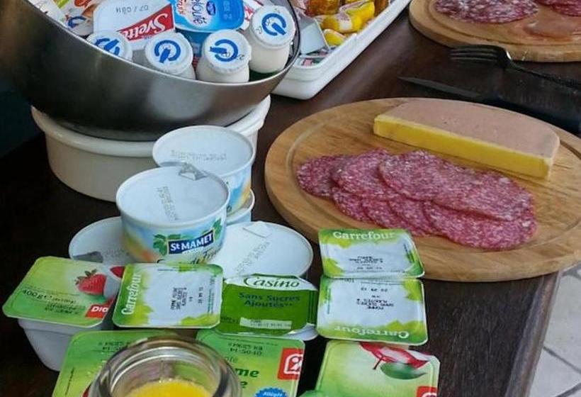 مبيت وإفطار La Pinède D Estarac