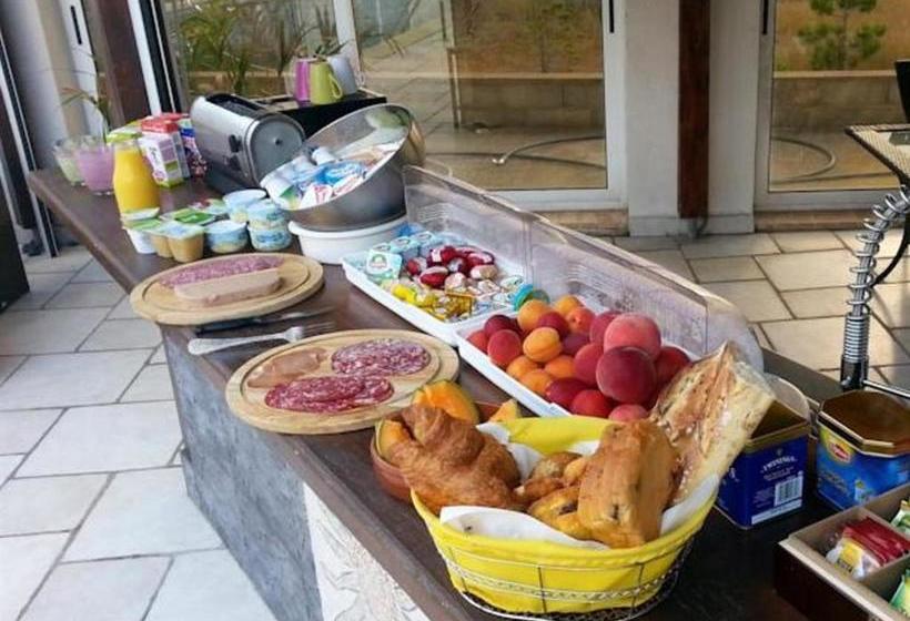 مبيت وإفطار La Pinède D Estarac