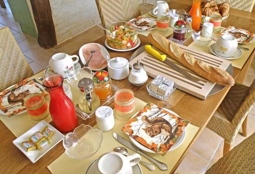 Aamiaismajoitus (B&B) Le Relais Du Puits