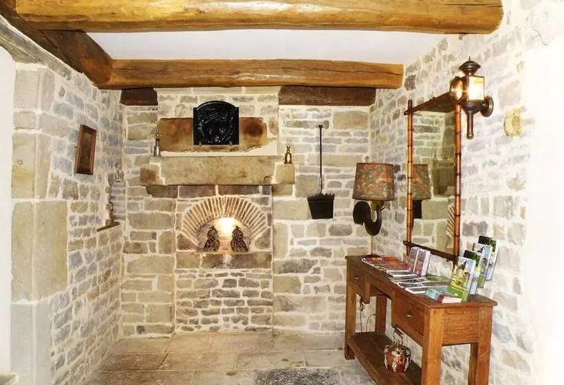 Aamiaismajoitus (B&B) Le Relais Du Puits