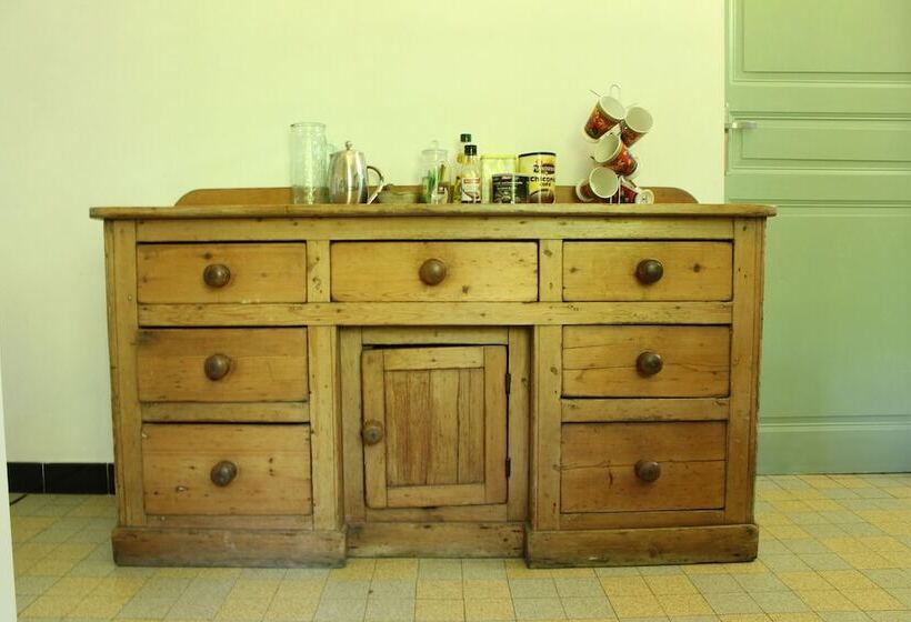 ベッドアンドブレックファースト Maison Esmeralda