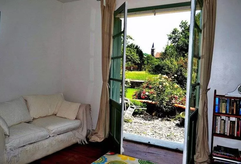 Aamiaismajoitus (B&B) Maison Esmeralda