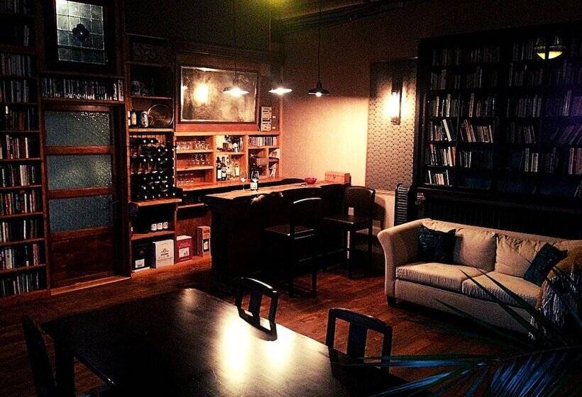 ベッドアンドブレックファースト Maison Esmeralda