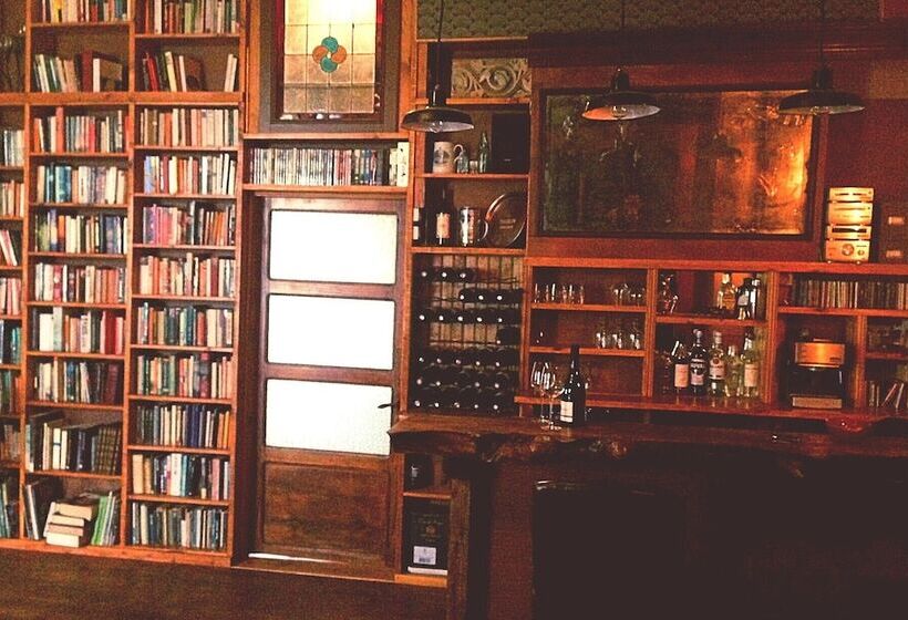 ベッドアンドブレックファースト Maison Esmeralda