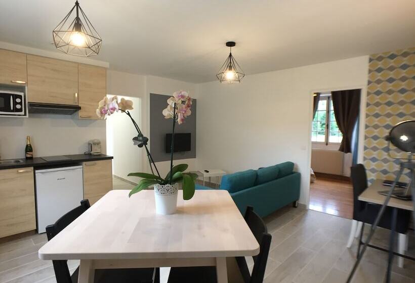 Domaine Des Trois Chateaux