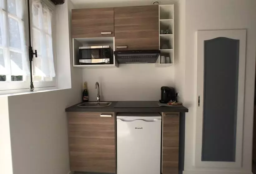 Domaine Des Trois Chateaux