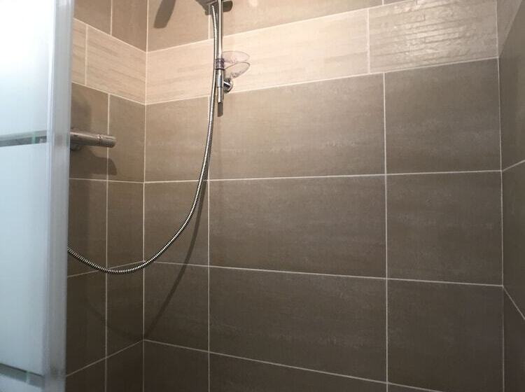 Domaine Des Trois Chateaux